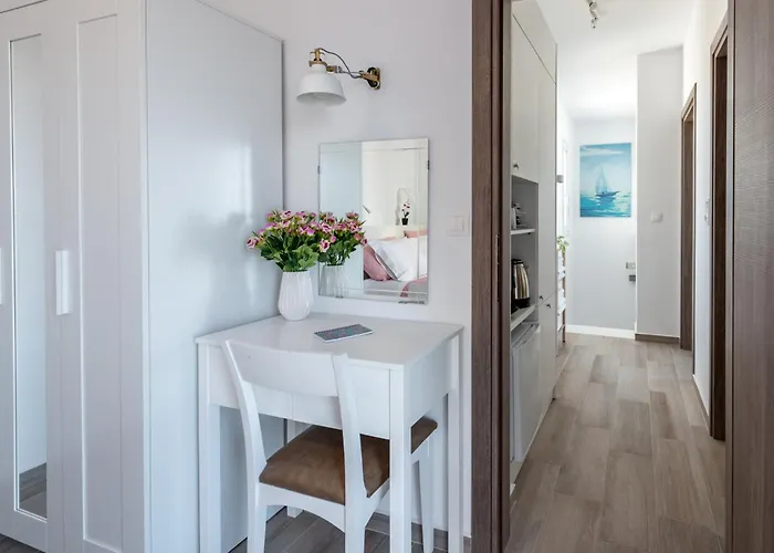 ヴィラ Mary ゲンナジー