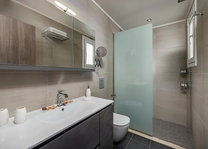 ヴィラ Mary ゲンナジー